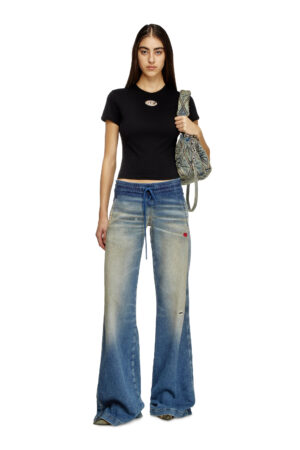 Slim fit T-shirt with cut-out Oval D